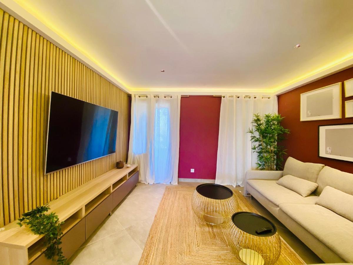 Duplex 120M2 Terrasse Vue Sur Nimes Διαμέρισμα Εξωτερικό φωτογραφία