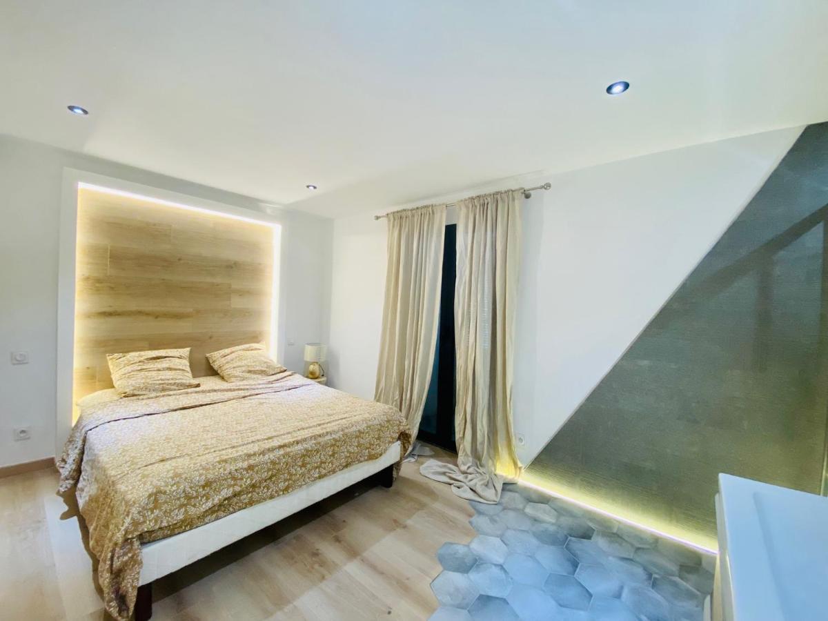 Duplex 120M2 Terrasse Vue Sur Nimes Διαμέρισμα Εξωτερικό φωτογραφία
